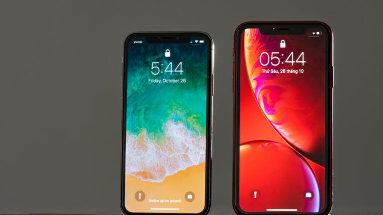 iPHone XE iPhone SE 2