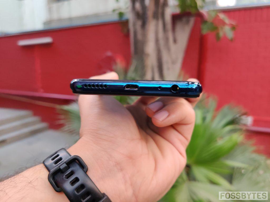 Vivo U10 bottom