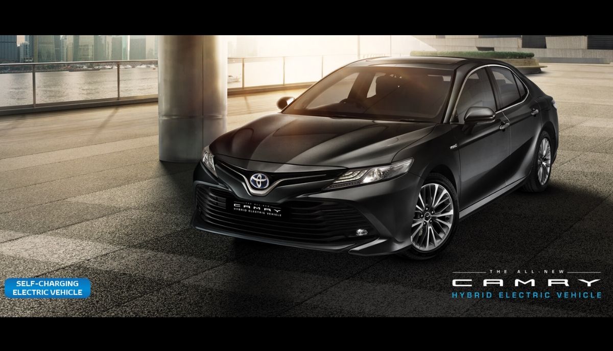 Toyota Camry Hybrid_ Best hybrid cars