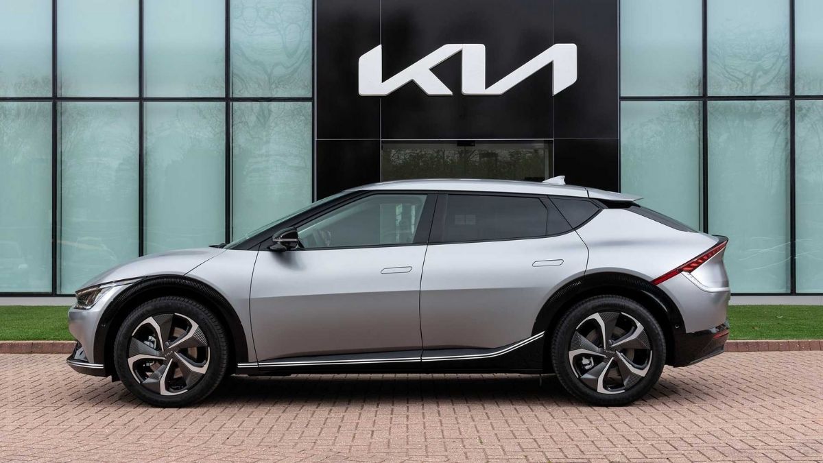 Kia EV6 electric car Bookings