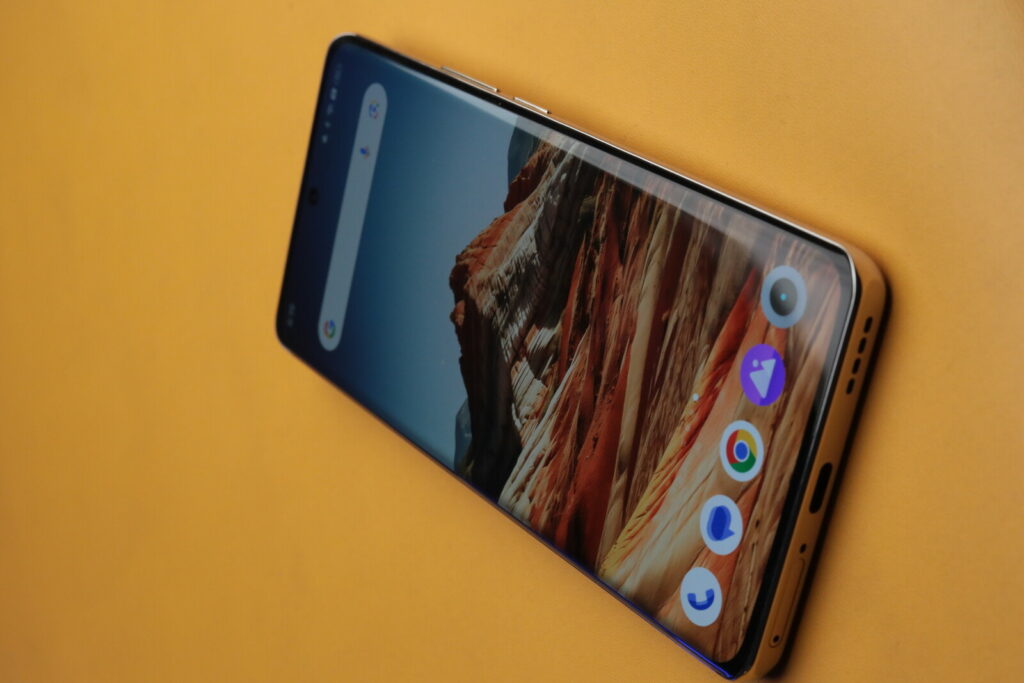 Image of the front screen