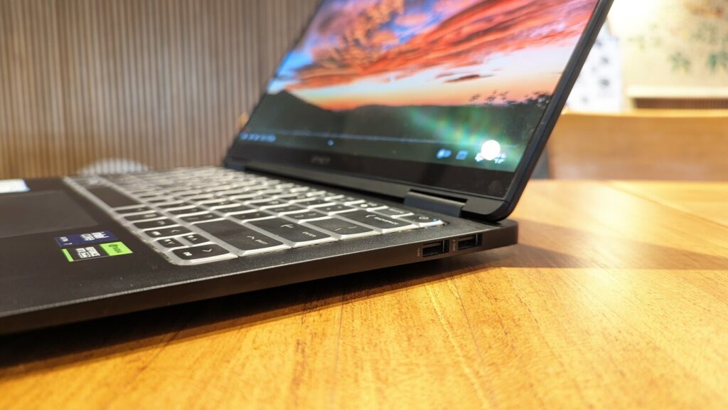 Ports on the right hand side