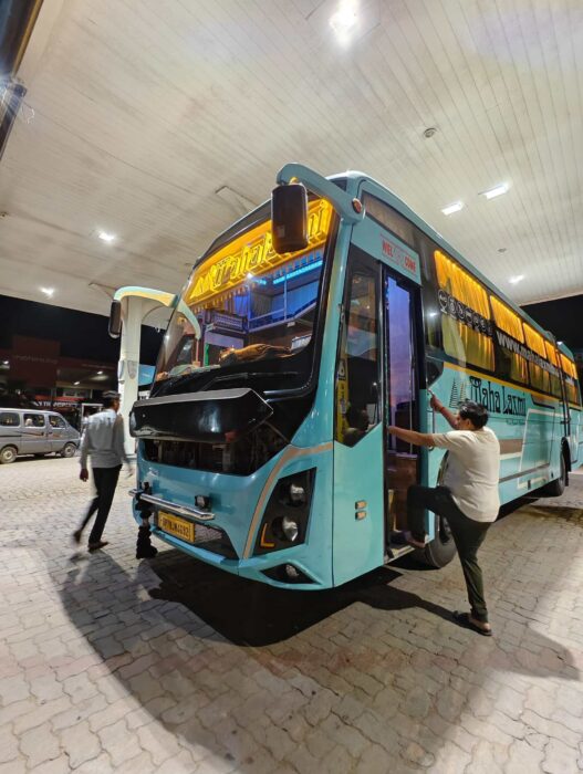 Nighttime image sample from  vivo X Fold 3 Pro-2